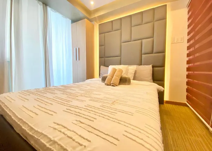 Azure Cozy By Cm Staycation Manila